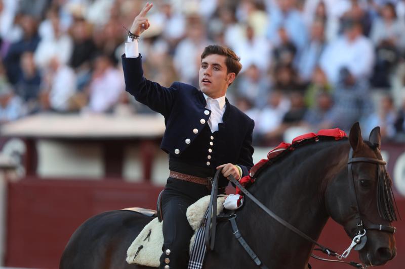 El jinete español Hermoso de Mendoza torea este domingo en la Plaza México