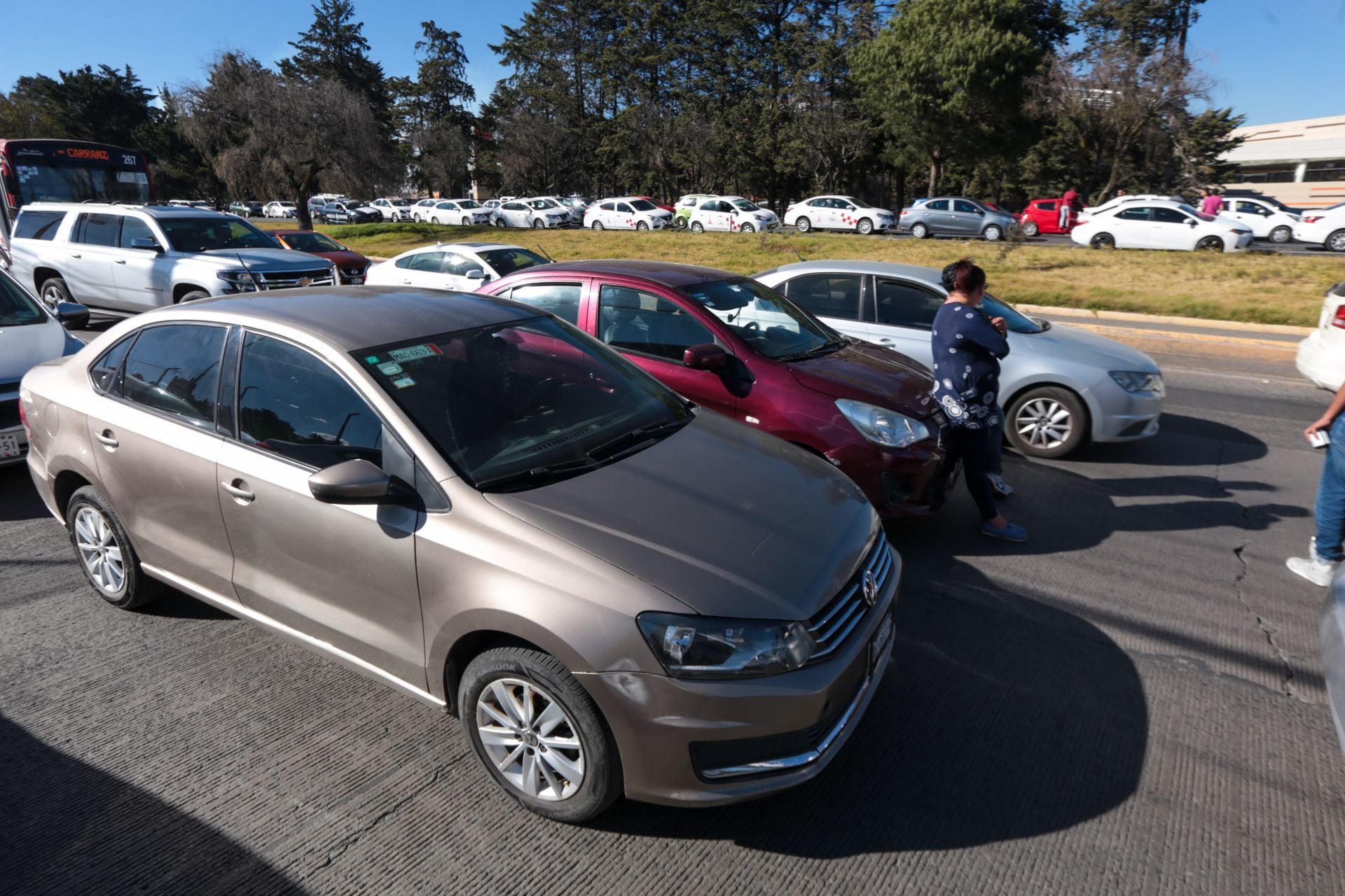 Choque en la México-Querétaro provoca 25 kilómetros de tráfico: Es el ‘estacionamiento’ más grande del mundo